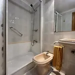 Проживание в семье Like At